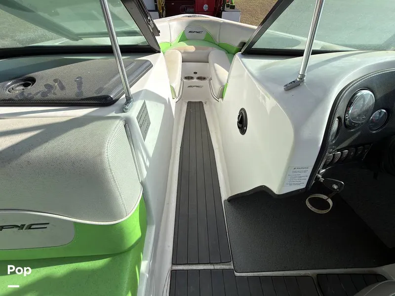 Slide: The Image of Epic 23V 2013 - 16259837