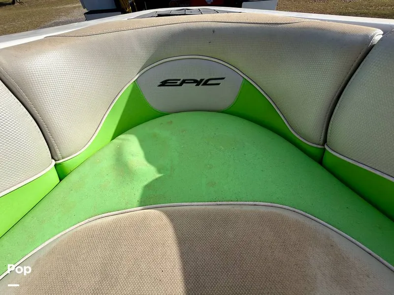 Slide: The Image of Epic 23V 2013 - 16259845