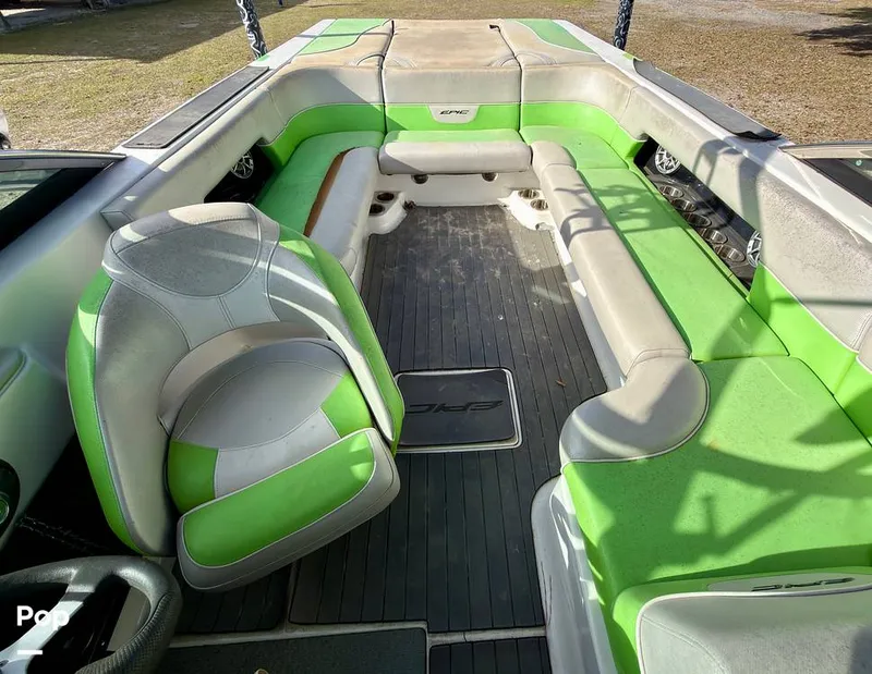 Slide: The Image of Epic 23V 2013 - 16259871