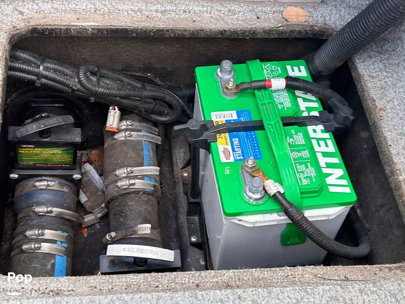 Slide: The Image of Epic 23V 2013 - 16259880