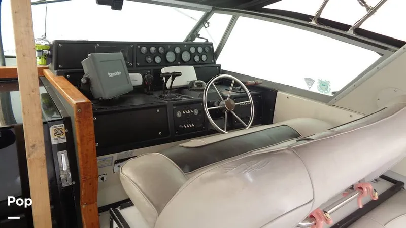 Slide: The Image of Sea Ray 390 1988 - 16087955