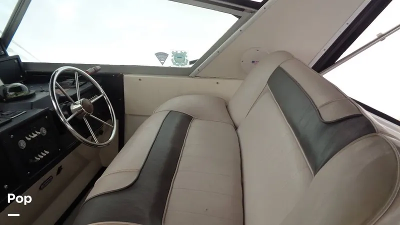 Slide: The Image of Sea Ray 390 1988 - 16087956