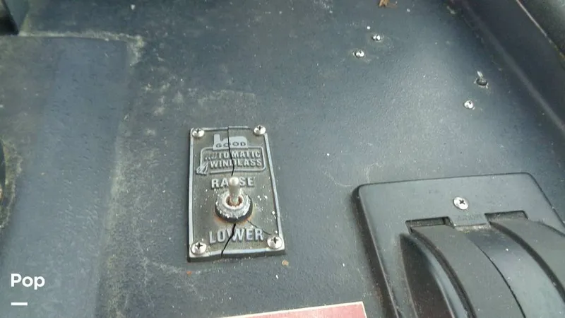 Slide: The Image of Sea Ray 390 1988 - 16087963