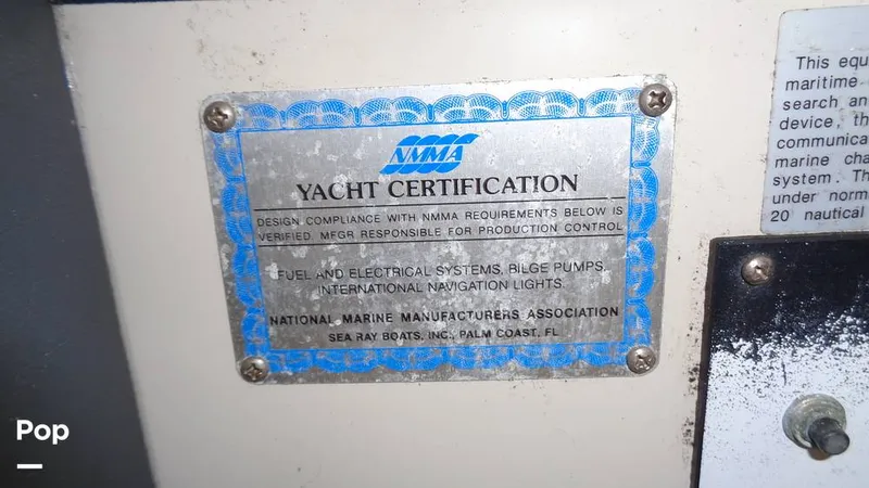 Slide: The Image of Sea Ray 390 1988 - 16087971