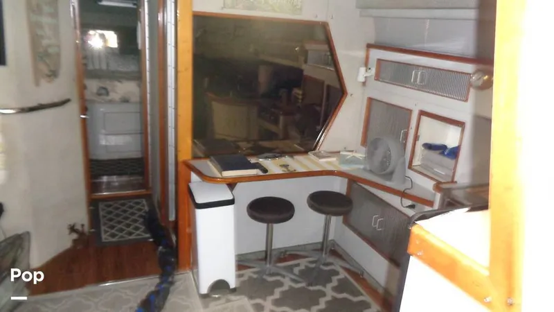 Slide: The Image of Sea Ray 390 1988 - 16087973