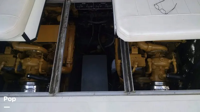 Slide: The Image of Sea Ray 390 1988 - 16038596