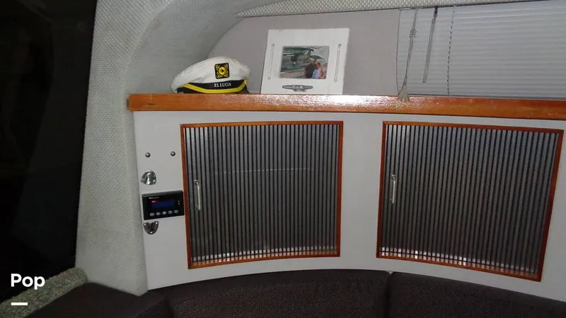 Slide: The Image of Sea Ray 390 1988 - 16087986