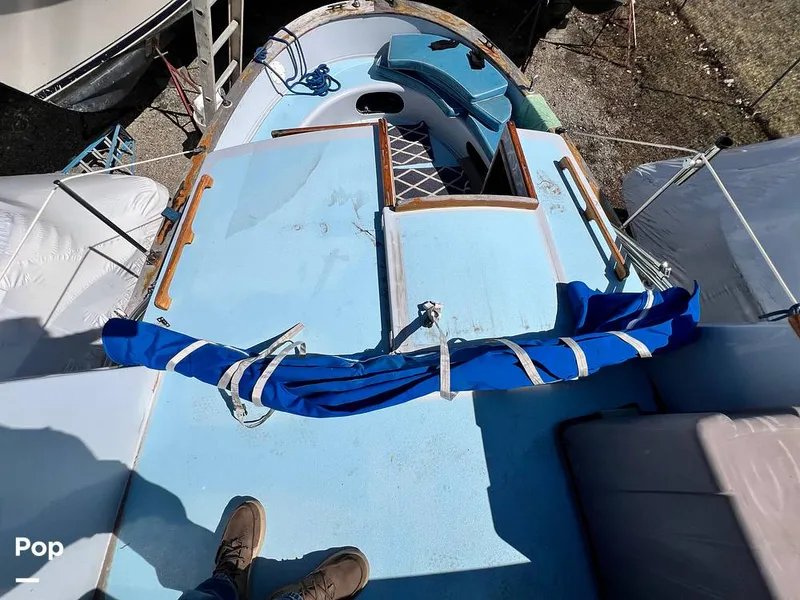 Slide: The Image of Fales 32 Navigator 1975 - 16277539