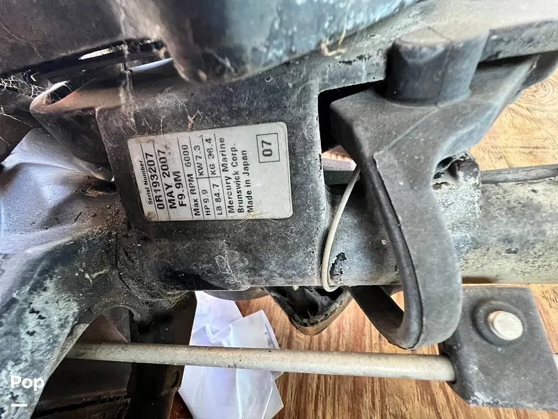 Slide: The Image of Fales 32 Navigator 1975 - 16277558