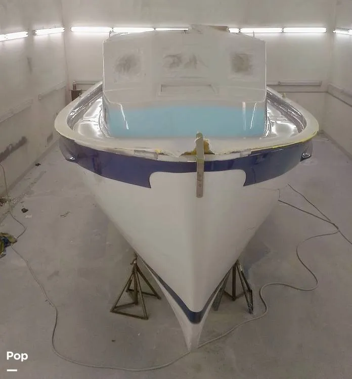 Slide: The Image of Fales 32 Navigator 1975 - 16189530