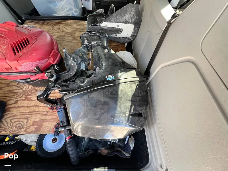 Slide: The Image of Fales 32 Navigator 1975 - 16277559