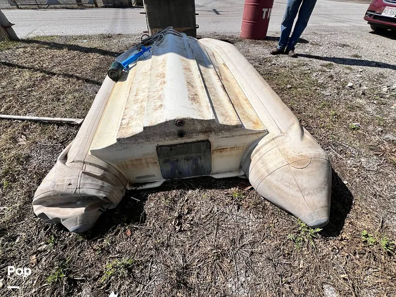 Slide: The Image of Fales 32 Navigator 1975 - 16277563