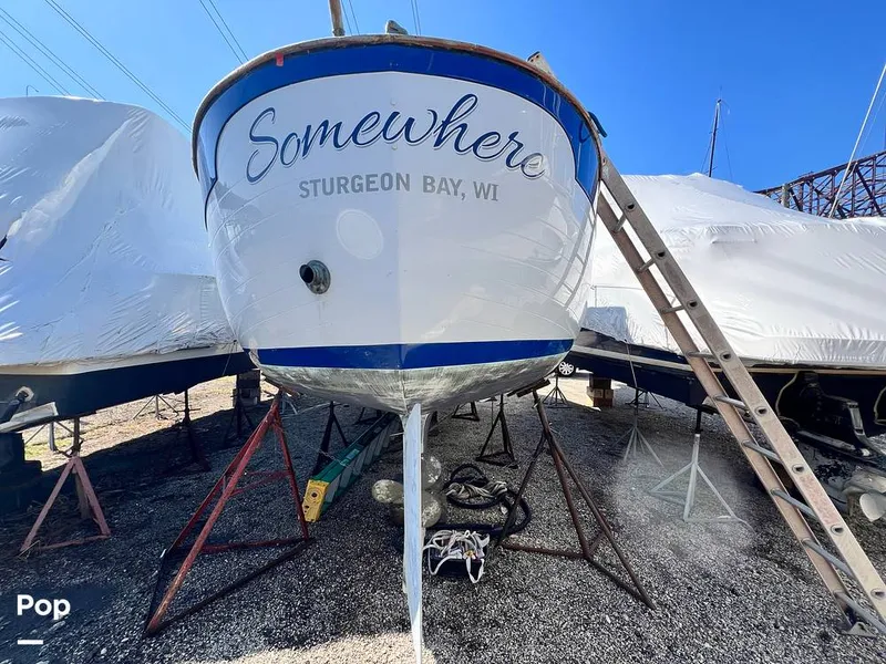 Slide: The Image of Fales 32 Navigator 1975 - 16277347