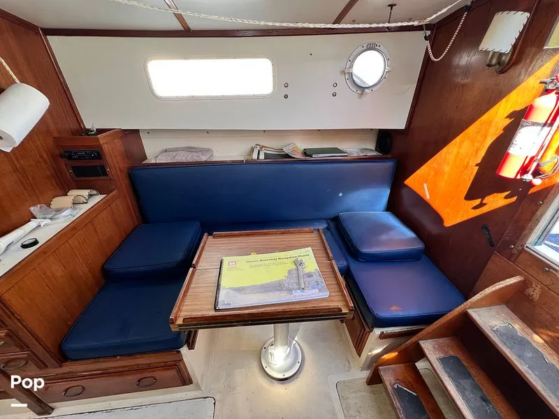 Slide: The Image of Fales 32 Navigator 1975 - 16277495