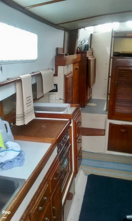 Slide: The Image of Fales 32 Navigator 1975 - 16191570