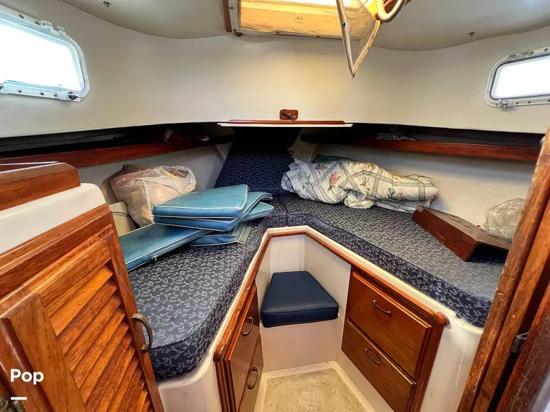 Slide: The Image of Fales 32 Navigator 1975 - 16277507