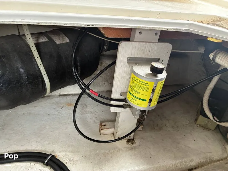 Slide: The Image of Bayliner 3888 1994 - 16057890