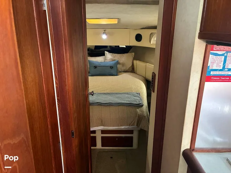 Slide: The Image of Bayliner 3888 1994 - 16057718