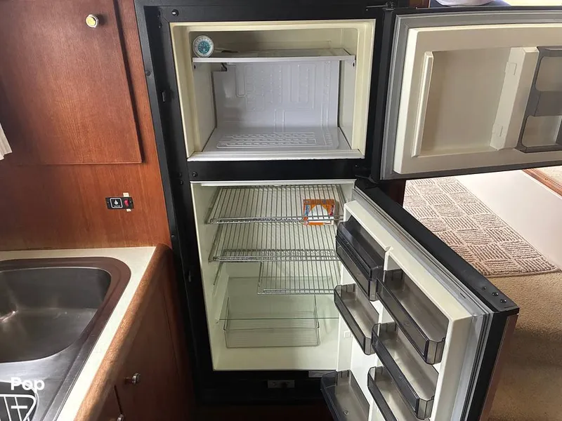 Slide: The Image of Bayliner 3888 1994 - 16057785