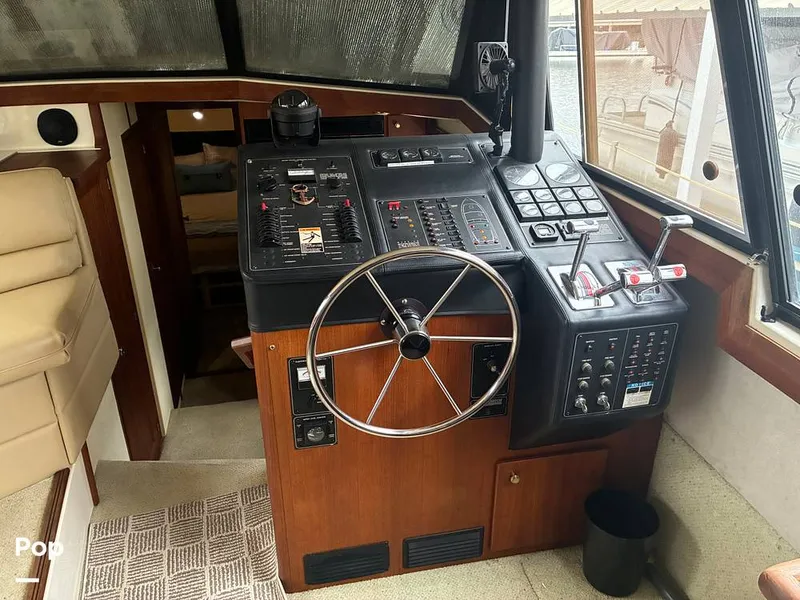 Slide: The Image of Bayliner 3888 1994 - 16057790