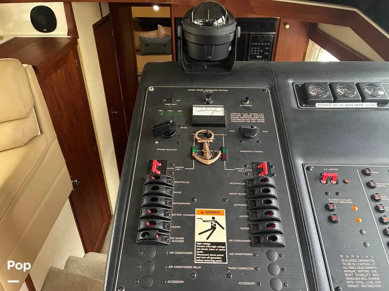 Slide: The Image of Bayliner 3888 1994 - 16057792