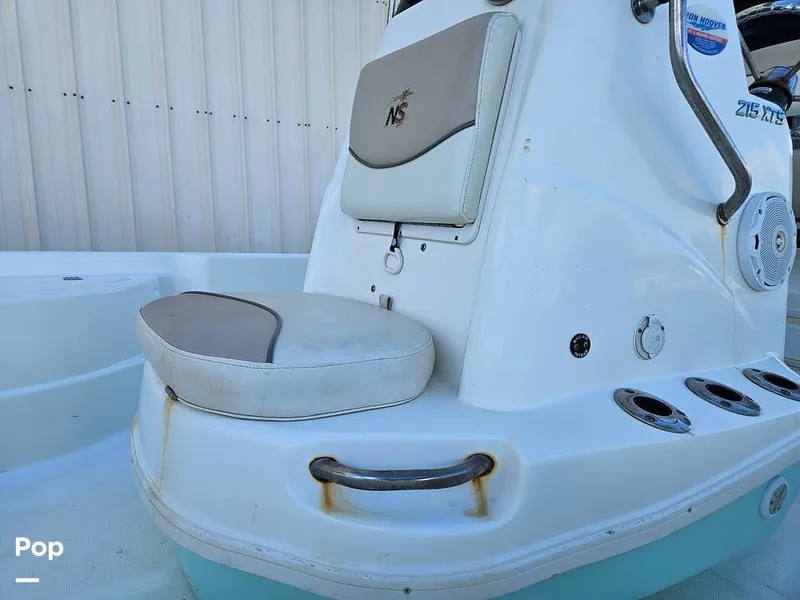 Slide: The Image of Passenger Seating With/cooler/live Weel/bait Well Seat With Backrest - 16054948