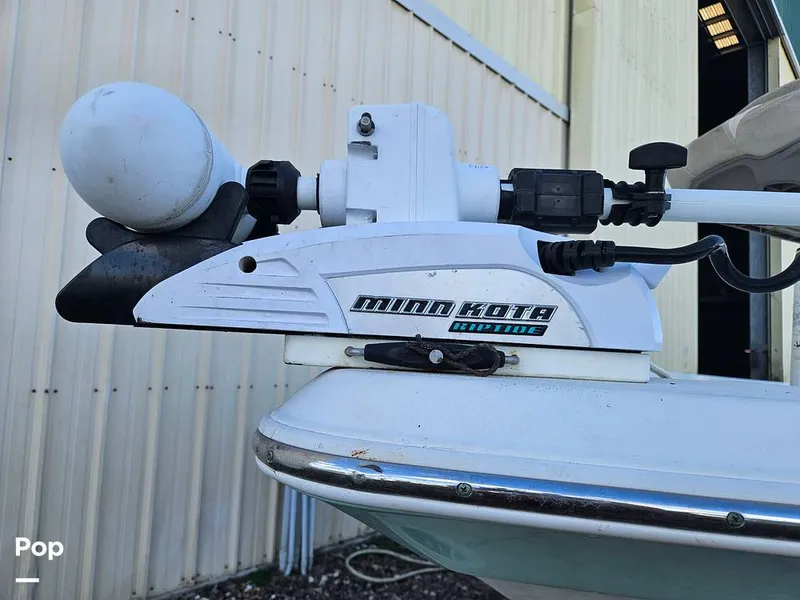 Slide: The Image of Trolling Motor With I-pilot - 16054955