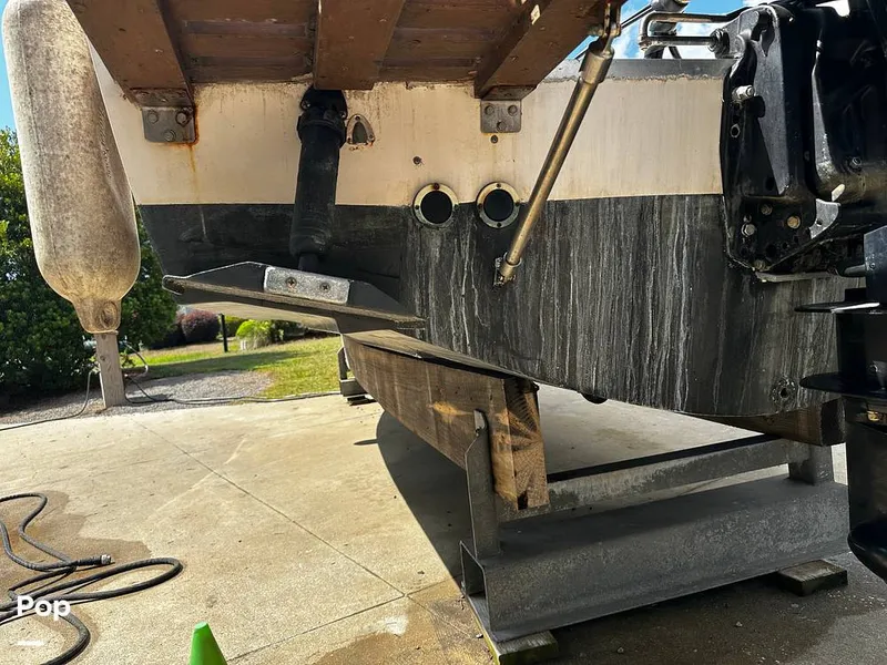 Slide: The Image of Grady-White Offshore 24 1989 - 16053034