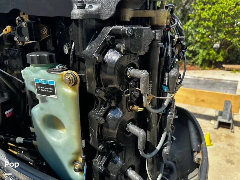 Slide: The Image of Grady-White Offshore 24 1989 - 16053152