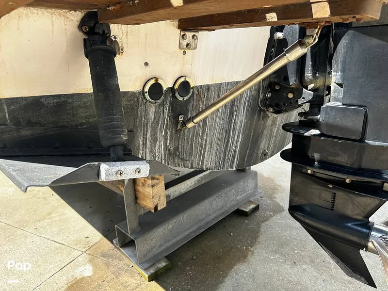 Slide: The Image of Grady-White Offshore 24 1989 - 16053042