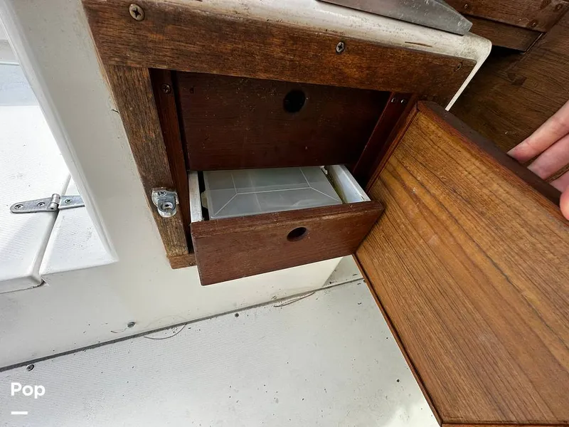 Slide: The Image of Grady-White Offshore 24 1989 - 16053089