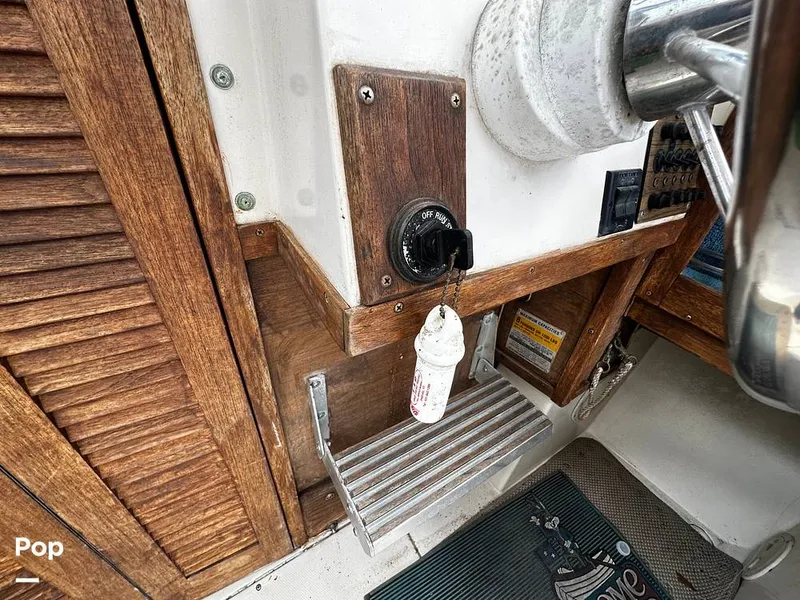 Slide: The Image of Grady-White Offshore 24 1989 - 16053098