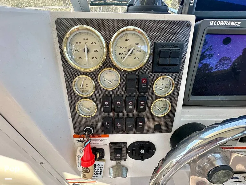 Slide: The Image of Seaswirl Striper 260 Limited Edition Alaskan Package 2006 - 16030310