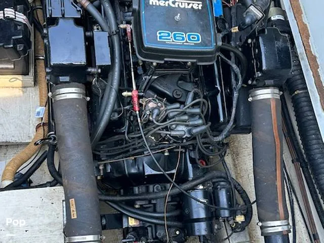 Slide: The Image of Pursuit Tiara 2700 1985 - 16089109