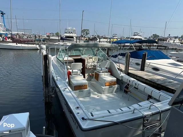 Slide: The Image of Pursuit Tiara 2700 1985 - 16089111