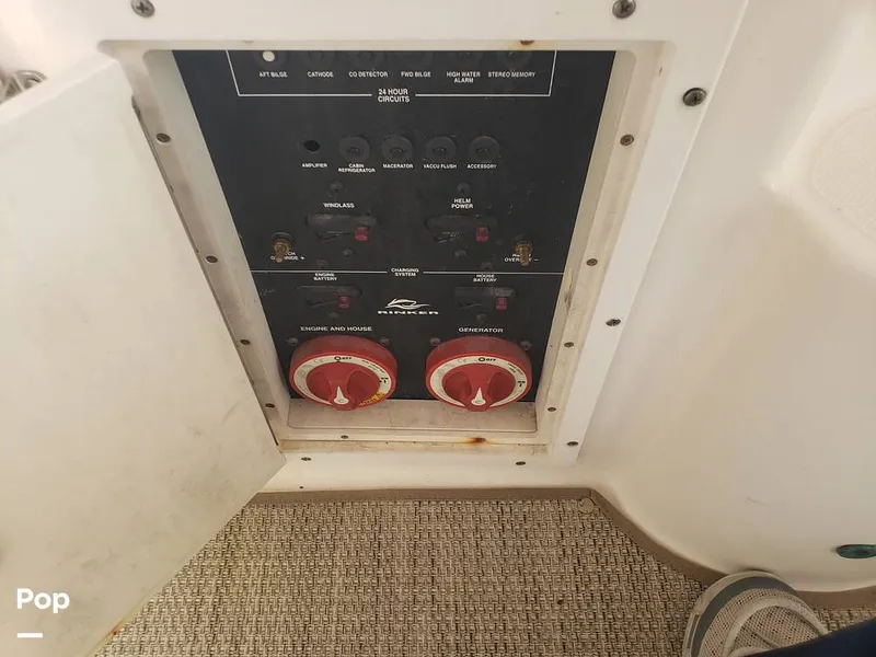 Slide: The Image of Rinker 260EC 2009 - 16030112