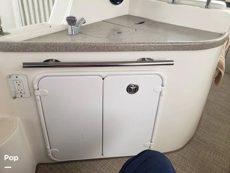 Slide: The Image of Rinker 260EC 2009 - 16030114