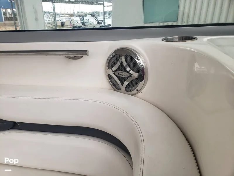 Slide: The Image of Rinker 260EC 2009 - 16030146