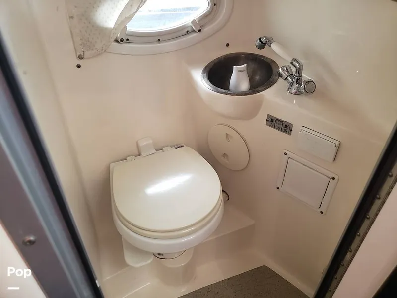 Slide: The Image of Rinker 260EC 2009 - 16030149