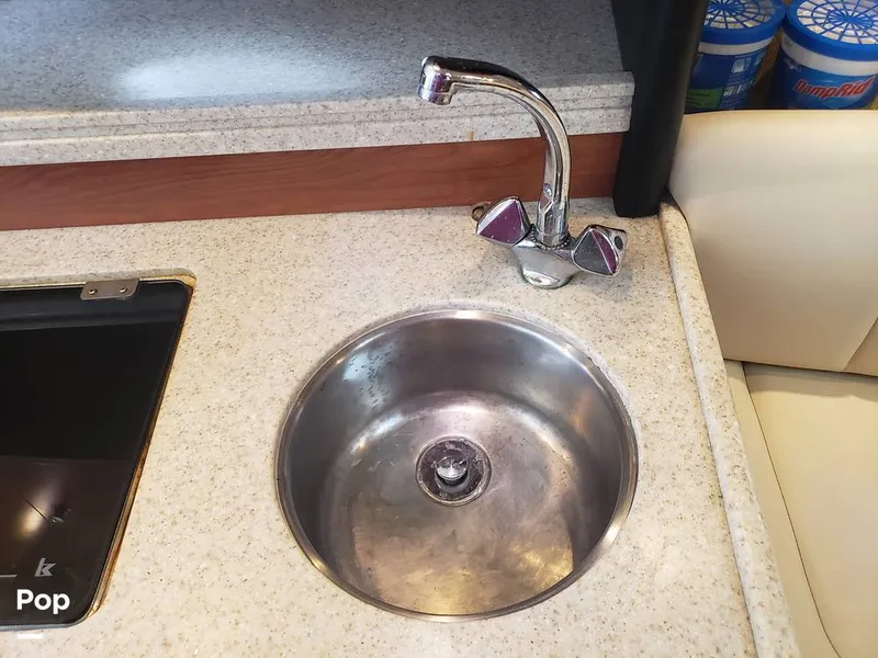 Slide: The Image of Rinker 260EC 2009 - 16030162