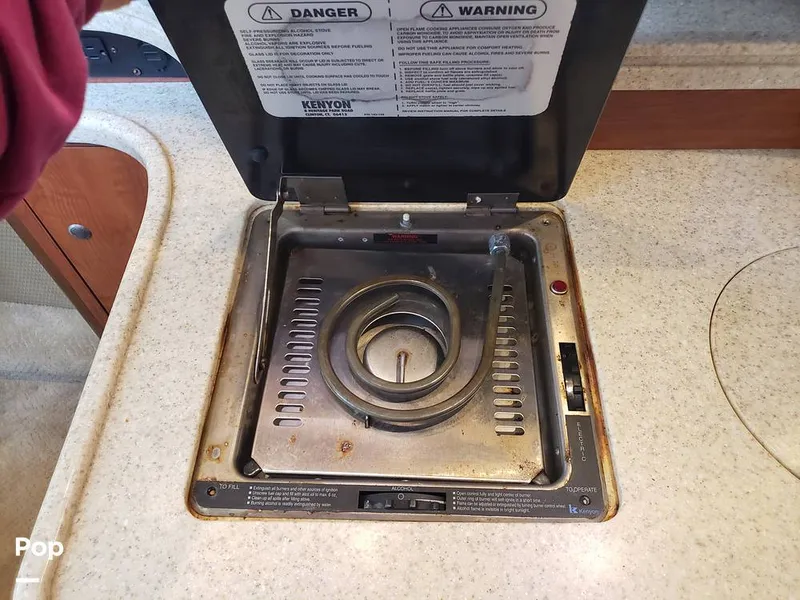 Slide: The Image of Rinker 260EC 2009 - 16030163