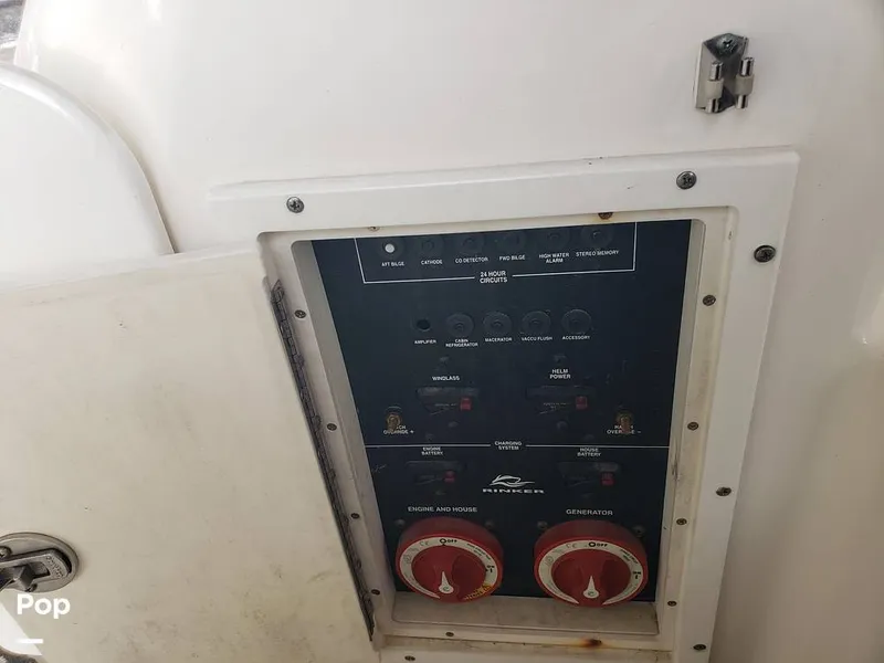 Slide: The Image of Rinker 260EC 2009 - 16030179