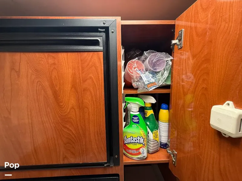 Slide: The Image of Four Winns 288 Vista 2005 - 16043606