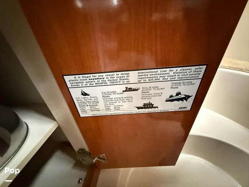 Slide: The Image of Four Winns 288 Vista 2005 - 16043608