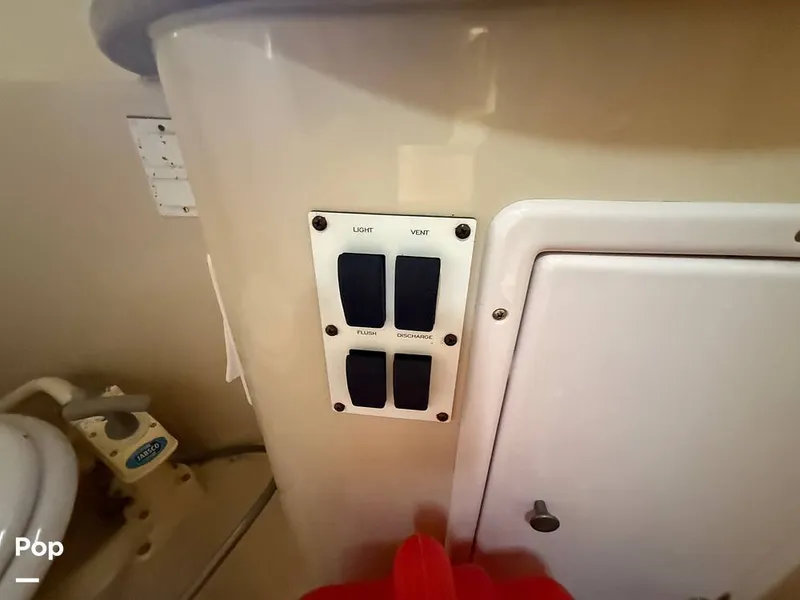 Slide: The Image of Four Winns 288 Vista 2005 - 16043612