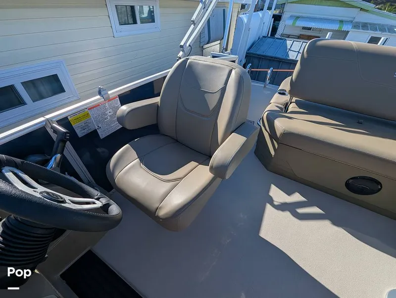 Slide: The Image of Sylvan Mirage 820 CLZ DH 2025 - 16052819