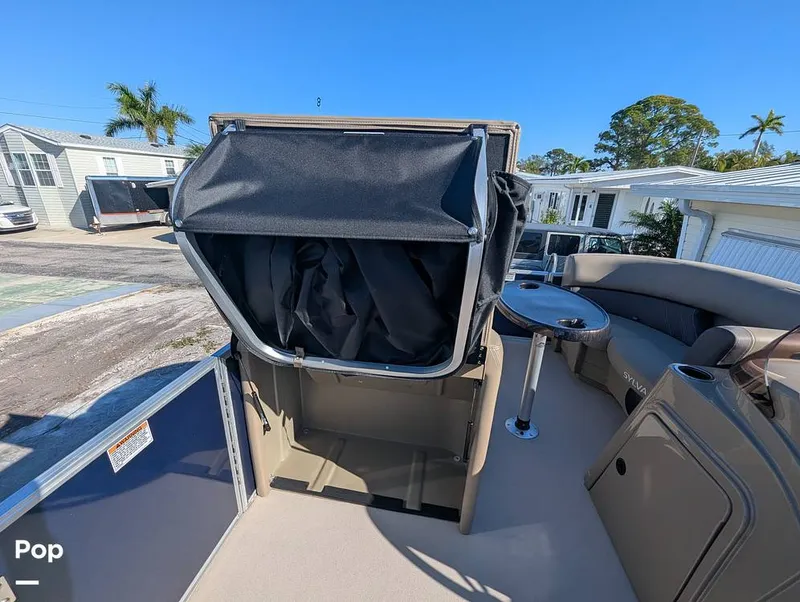 Slide: The Image of Sylvan Mirage 820 CLZ DH 2025 - 16052822