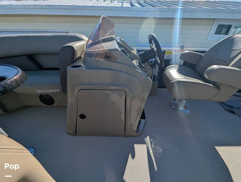 Slide: The Image of Sylvan Mirage 820 CLZ DH 2025 - 16052835