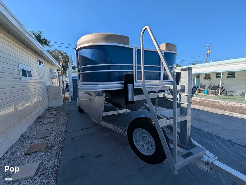 Slide: The Image of Sylvan Mirage 820 CLZ DH 2025 - 16052857