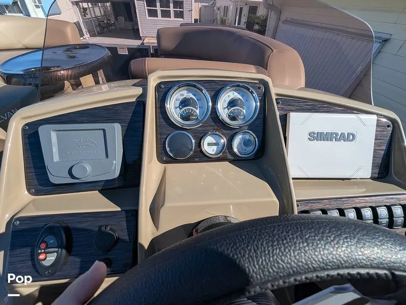 Slide: The Image of Sylvan Mirage 820 CLZ DH 2025 - 16052807